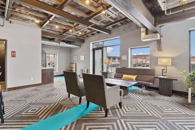 214 4th Street E 103, Saint Paul, MN 55101