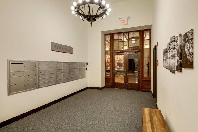 214 4th Street E 103, Saint Paul, MN 55101