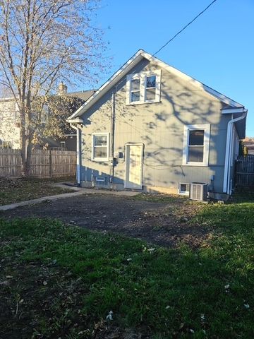 2521 Orchard Street, Blue Island, IL 60406