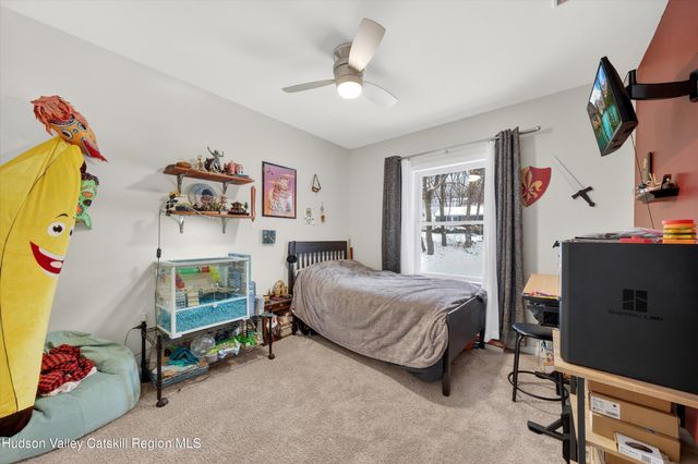 5 3rd Street, Milton, NY 12547