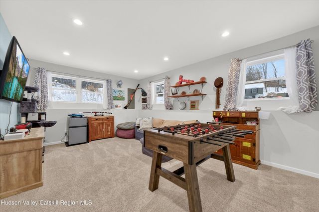 5 3rd Street, Milton, NY 12547