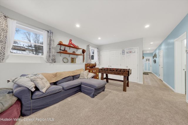 5 3rd Street, Milton, NY 12547