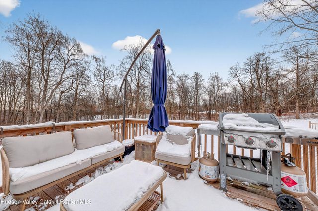 5 3rd Street, Milton, NY 12547