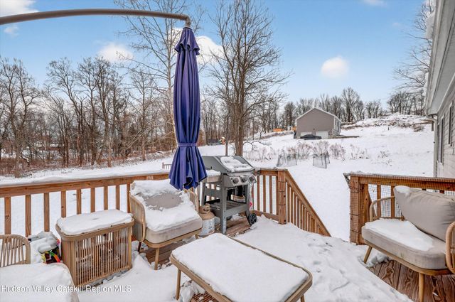 5 3rd Street, Milton, NY 12547