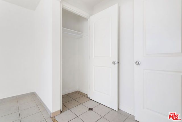 1635 S Beverly Glen Boulevard 7, Los Angeles, CA 90024