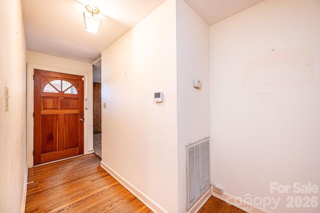 781 23rd Avenue NE, Hickory, NC 28601