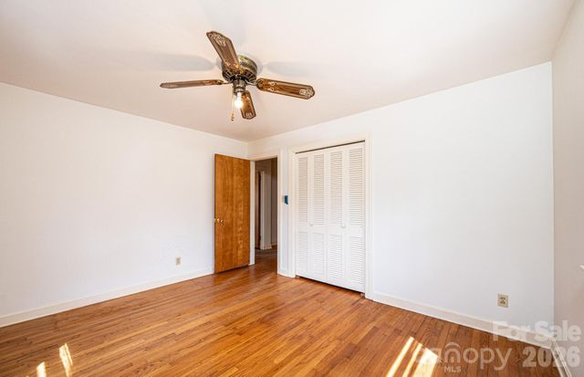 781 23rd Avenue NE, Hickory, NC 28601