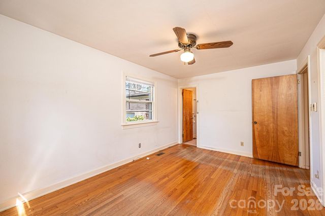 781 23rd Avenue NE, Hickory, NC 28601