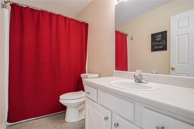 190 The Falls Boulevard, Covington, GA 30016