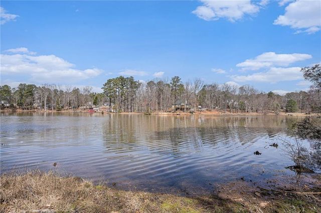 190 The Falls Boulevard, Covington, GA 30016