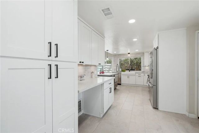 273 E Blue Mountain, Claremont, CA 91711