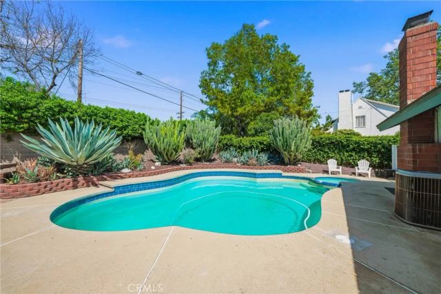 273 E Blue Mountain, Claremont, CA 91711
