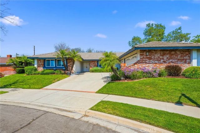 273 E Blue Mountain, Claremont, CA 91711