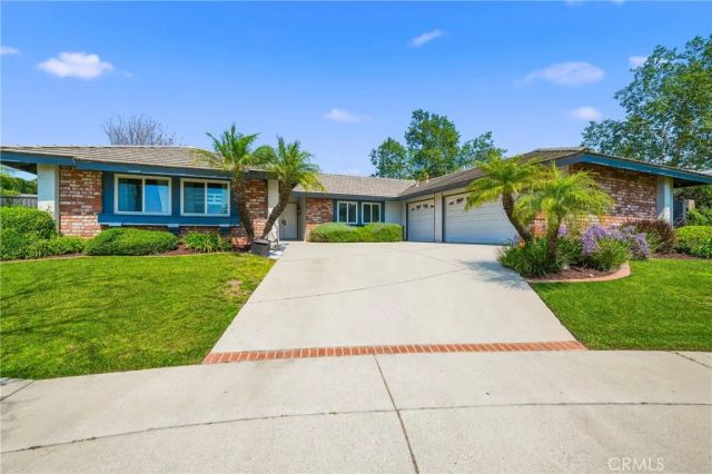 273 E Blue Mountain, Claremont, CA 91711