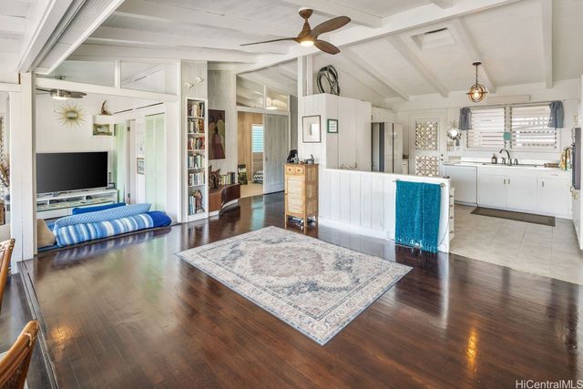 1834 St Louis Drive, Honolulu, HI 96816