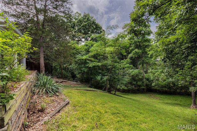 1481 Royal Springs Drive, St Louis, MO 63122