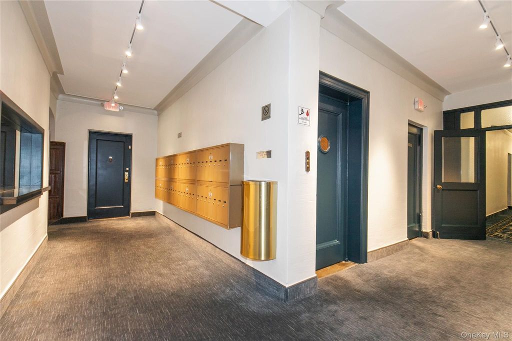 4 Maple Drive 6-I, Great Neck, NY 11021 — photo 4