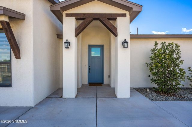 2903 Pacifico Court, Las Cruces, NM 88011