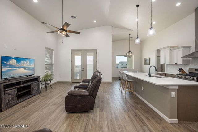 2903 Pacifico Court, Las Cruces, NM 88011