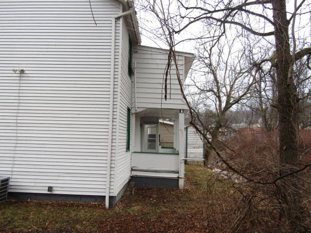 652 Bower Hill Rd, Bridgeville, PA 15017