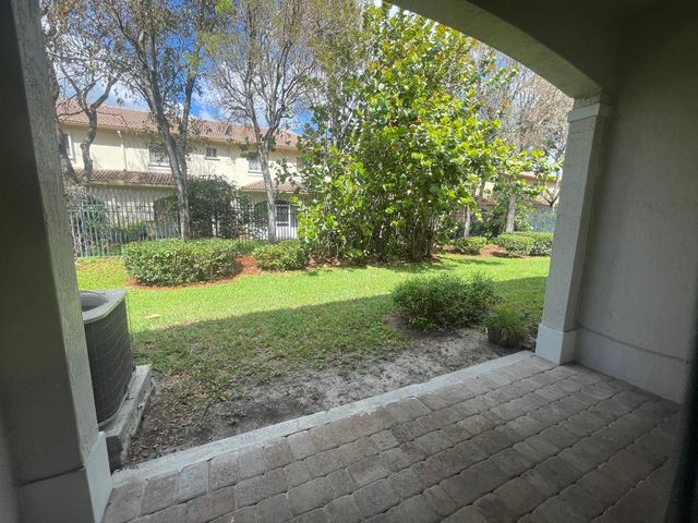2796 SW 83rd Avenue 102, Miramar, FL 33025