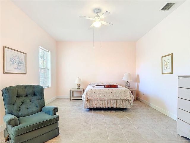 11258 San Sebastian LN, Bonita Springs, FL 34135