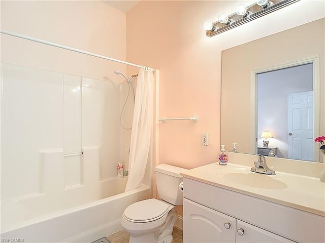 11258 San Sebastian LN, Bonita Springs, FL 34135