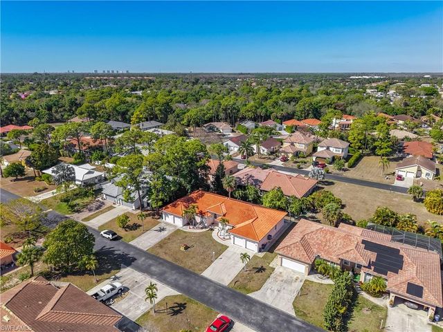 11258 San Sebastian LN, Bonita Springs, FL 34135