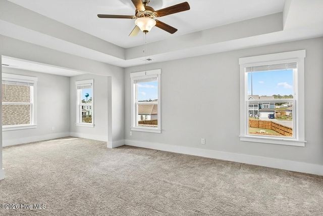 102 Swingbridge Trail, Surf City, NC 28445