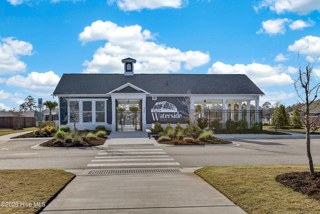 102 Swingbridge Trail, Surf City, NC 28445