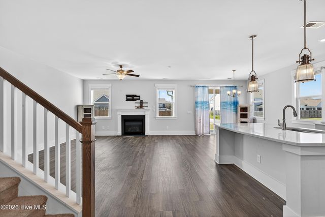 102 Swingbridge Trail, Surf City, NC 28445