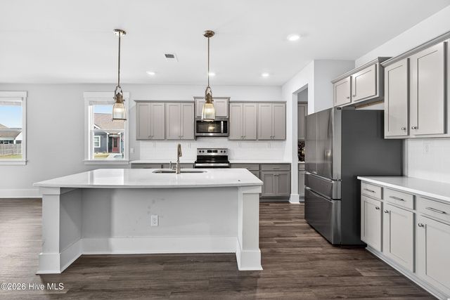 102 Swingbridge Trail, Surf City, NC 28445