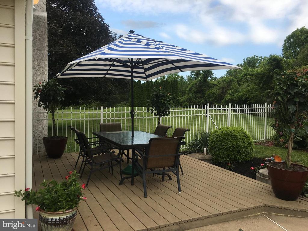 183 FIRECREEK RD, Newtown, PA 18940