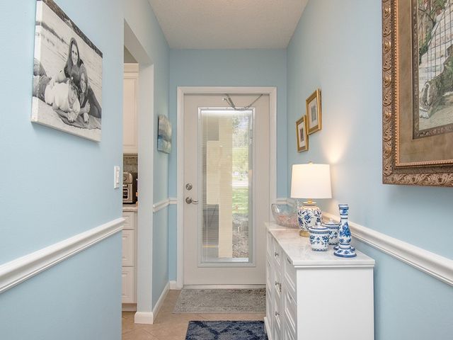 17 Vista Palm Lane 101, Vero Beach, FL 32962