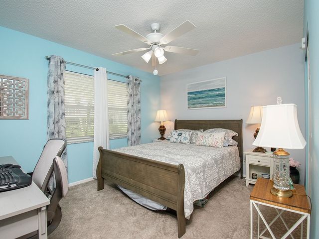 17 Vista Palm Lane 101, Vero Beach, FL 32962