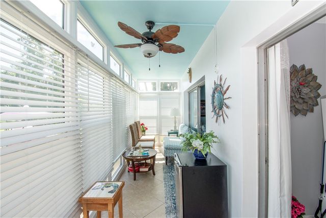 17 Vista Palm Lane 101, Vero Beach, FL 32962