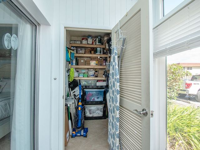 17 Vista Palm Lane 101, Vero Beach, FL 32962