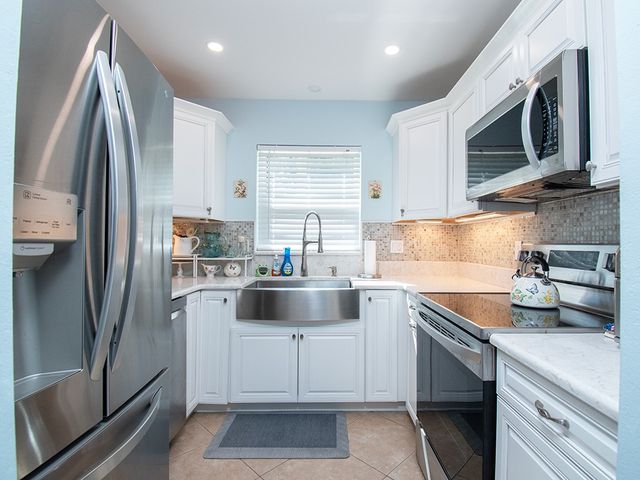 17 Vista Palm Lane 101, Vero Beach, FL 32962