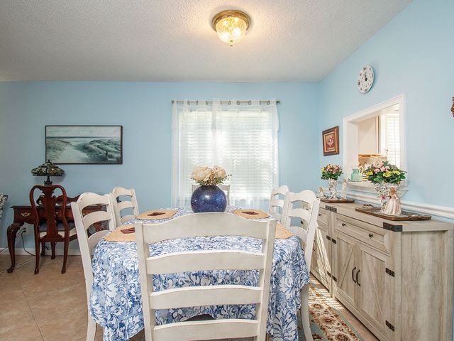 17 Vista Palm Lane 101, Vero Beach, FL 32962