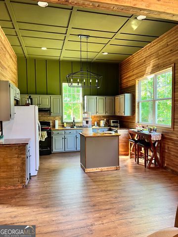 1048 Whites Mill Road, Valley, AL 36854