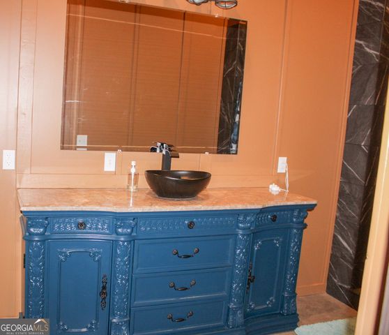 1048 Whites Mill Road, Valley, AL 36854