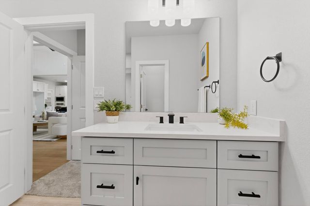 6810 Windward View Drive, Rowlett, TX 75088