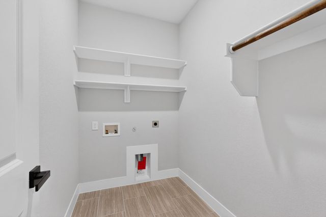 6810 Windward View Drive, Rowlett, TX 75088