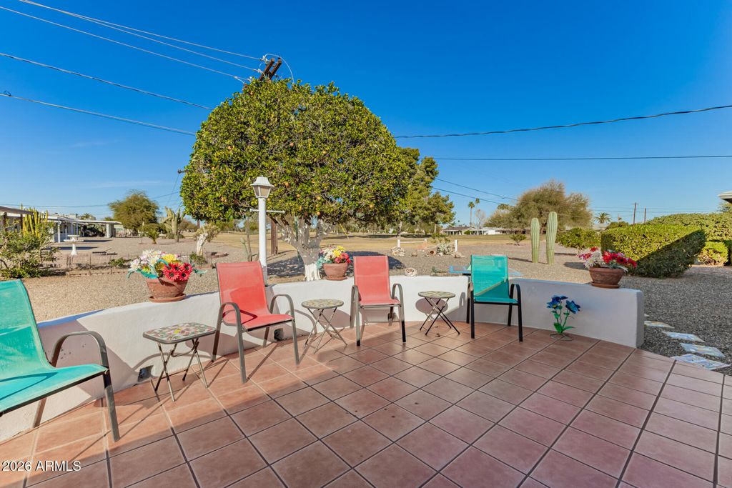 10236 W SUN CITY Boulevard, Sun City, AZ 85351