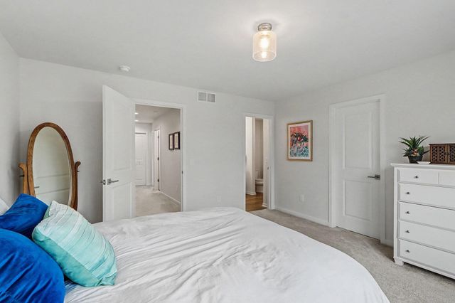 4111 Corvo Trace, Kalamazoo, MI 49009