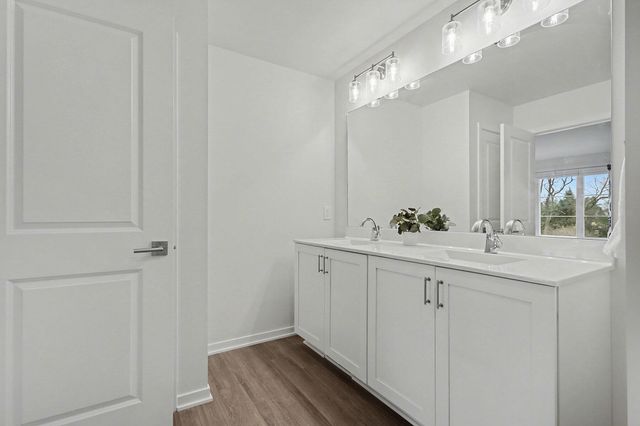 4111 Corvo Trace, Kalamazoo, MI 49009