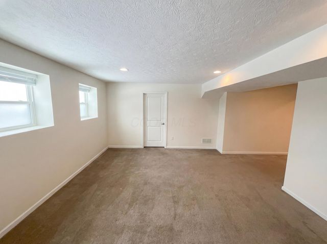 10073 Wintercreeper Court, Plain City, OH 43064