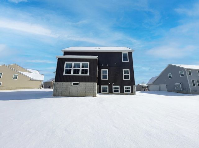 10073 Wintercreeper Court, Plain City, OH 43064