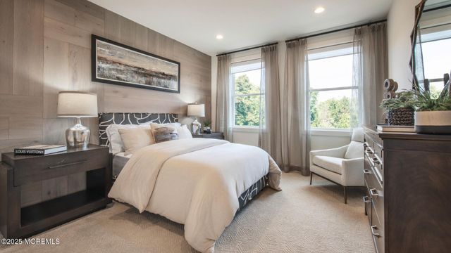 71 Augustus Drive, Middletown, NJ 07748