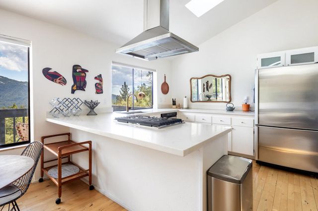 23916 Hwy 243, Idyllwild, CA 92549